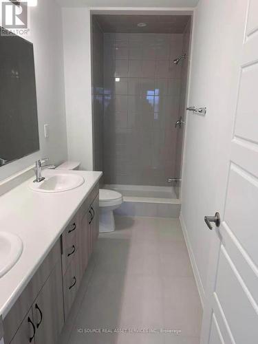 102 Forestwalk Street, Kitchener, ON - Indoor Photo Showing Bathroom