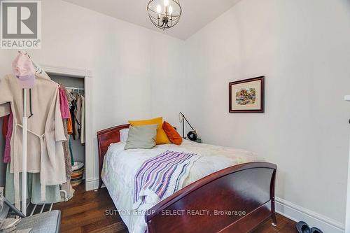 215 Cathcart St, London, ON - Indoor Photo Showing Bedroom