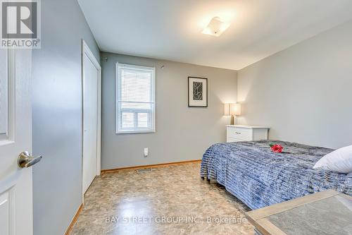 145 Millen Road, Hamilton, ON - Indoor Photo Showing Bedroom