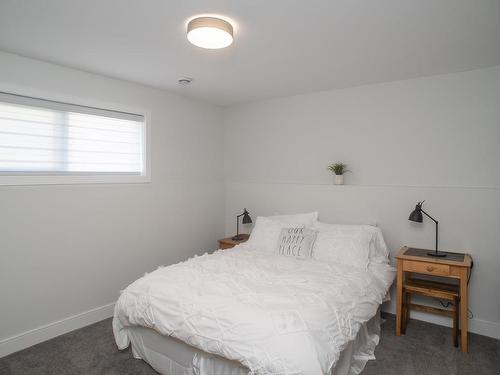 491 Muskrat Drive, Thunder Bay, ON - Indoor Photo Showing Bedroom