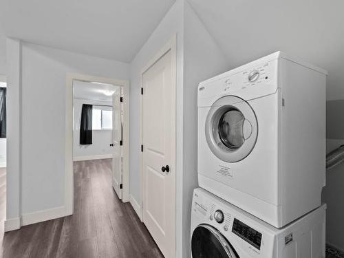 31-460 Azure Place, Kamloops, BC - Indoor Photo Showing Laundry Room