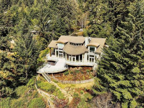 2588 Seaside Dr, Sooke, BC - Outdoor