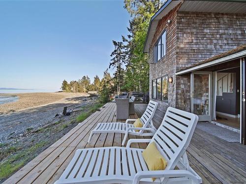 6641 Island Hwy West, Bowser, BC - Outdoor With Deck Patio Veranda With Exterior