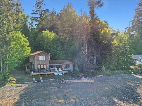 6641 Island Hwy West, Bowser, BC - Outdoor With Deck Patio Veranda