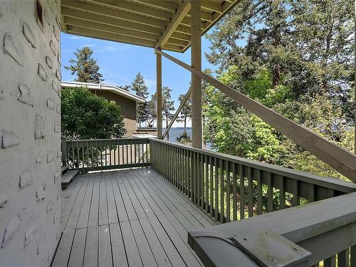 4747 Carloss Pl, Saanich, BC - Outdoor With Exterior