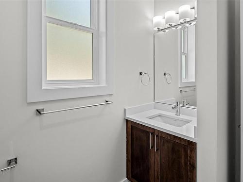 3460 Myles Mansell Rd, Langford, BC - Indoor Photo Showing Bathroom