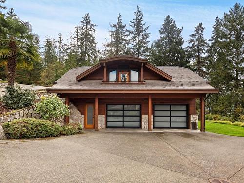 8440 Lawrence Rd, Central Saanich, BC - Outdoor