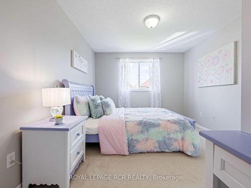 25 Mckitrick Dr, Orangeville, ON - Indoor Photo Showing Bedroom