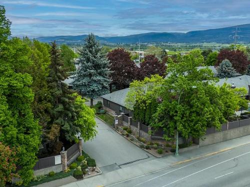 185-1995 Burtch Road, Kelowna, BC - Outdoor With View