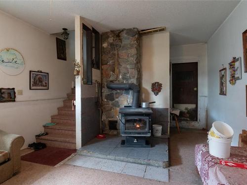 4546 Lansdowne Road, Armstrong, BC - Indoor With Fireplace