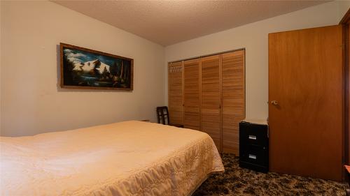 4546 Lansdowne Road, Armstrong, BC - Indoor Photo Showing Bedroom