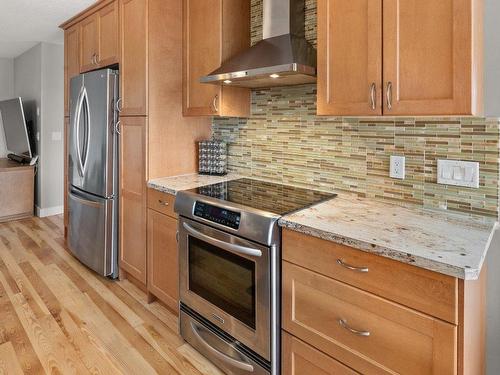 2544 Wild Horse Drive, West Kelowna, BC - Indoor Photo Showing Kitchen With Upgraded Kitchen