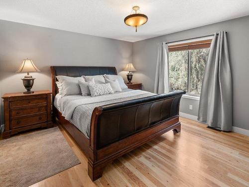 2544 Wild Horse Drive, West Kelowna, BC - Indoor Photo Showing Bedroom