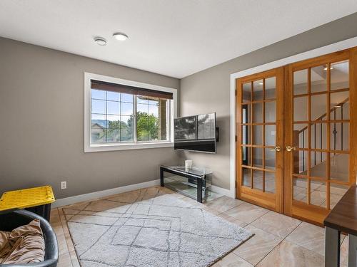 2544 Wild Horse Drive, West Kelowna, BC - Indoor Photo Showing Other Room