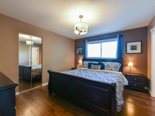 115 Birch Avenue, Kaleden, BC - Indoor Photo Showing Bedroom