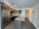 1006 - 4675 Metcalfe Avenue, Mississauga, ON  - Indoor Photo Showing Kitchen With Upgraded Kitchen 