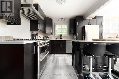 560 Rosehill Road, Fort Erie, ON - Indoor Photo Showing Kitchen With Upgraded Kitchen