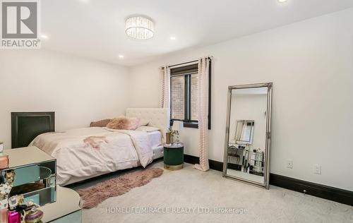 24 Jacob Gingrich Drive, Kitchener, ON - Indoor Photo Showing Bedroom