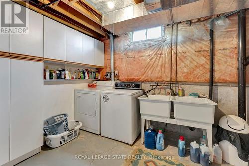 144 Cove Crescent, Hamilton, ON - Indoor Photo Showing Laundry Room