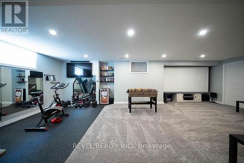 67 Curtis Street, East Zorra-Tavistock, ON - Indoor Photo Showing Gym Room
