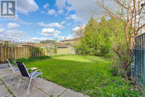 208 Meadows Boulevard, Mississauga, ON - Outdoor