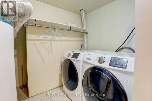 208 Meadows Boulevard, Mississauga, ON - Indoor Photo Showing Laundry Room