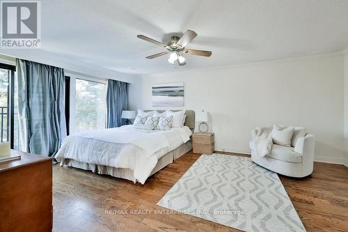 1570 Steveles Crescent, Mississauga, ON - Indoor Photo Showing Bedroom