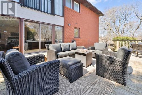 1570 Steveles Crescent, Mississauga, ON - Outdoor With Deck Patio Veranda With Exterior
