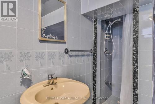 36 Diana Drive, Toronto, ON - Indoor Photo Showing Bathroom