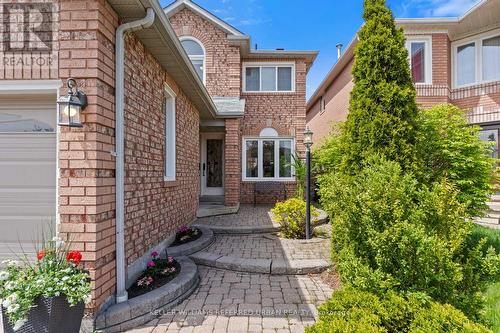 5898 Mersey Street, Mississauga, ON - Outdoor With Facade
