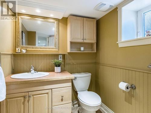 46 Jessie Street, Brampton, ON - Indoor Photo Showing Bathroom