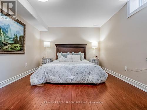 295 Belvenia Road, Burlington, ON - Indoor Photo Showing Bedroom