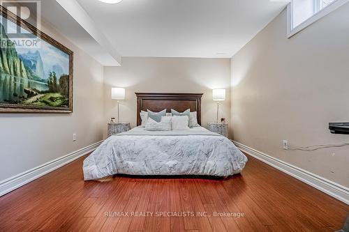295 Belvenia Road, Burlington, ON - Indoor Photo Showing Bedroom
