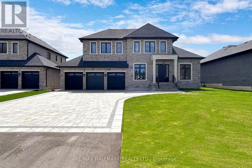 39 May Avenue, East Gwillimbury, ON - Outdoor With Facade