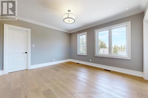 39 May Avenue, East Gwillimbury, ON - Indoor Photo Showing Other Room