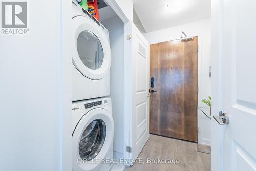 1503 - 120 Eagle Rock Way, Vaughan, ON - Indoor Photo Showing Laundry Room