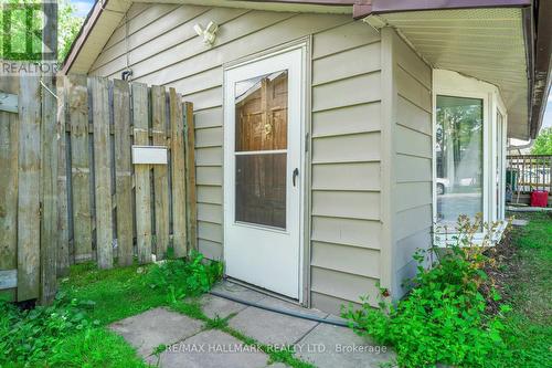 (East) - 351 Winnifred Drive, Georgina, ON - Outdoor With Exterior