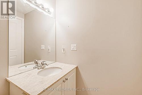 208 - 9235 Jane Street, Vaughan, ON - Indoor Photo Showing Bathroom