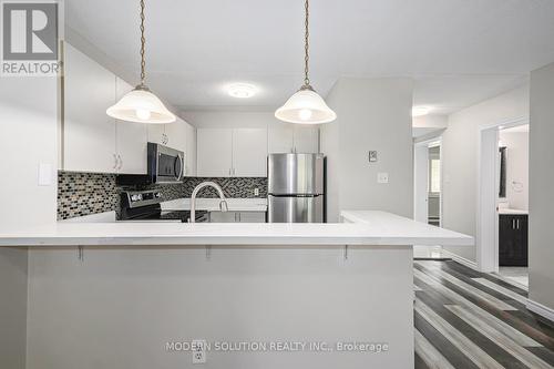 171 - 51 Trott Boulevard, Collingwood, ON - Indoor Photo Showing Kitchen With Upgraded Kitchen