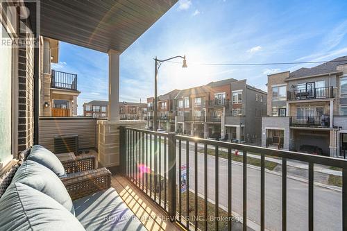 21 Arrowview Drive, Brampton, ON - Outdoor With Balcony With Exterior