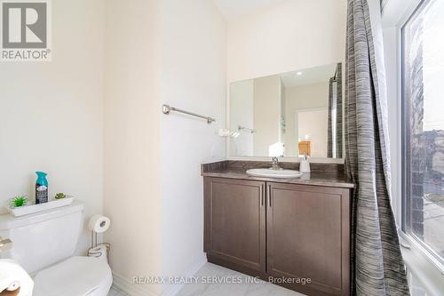 21 Arrowview Drive, Brampton, ON - Indoor Photo Showing Bathroom