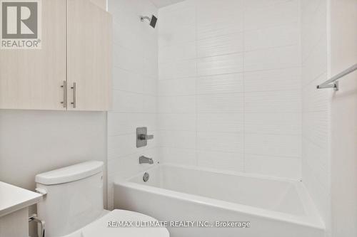 306 - 591 Sheppard Avenue E, Toronto, ON - Indoor Photo Showing Bathroom