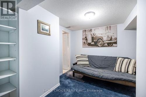 18 Jamieson Crescent, Whitby, ON - Indoor Photo Showing Other Room