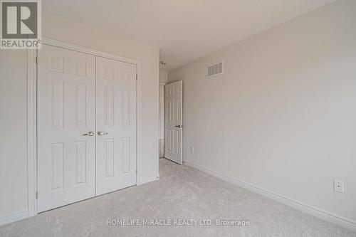 123 Air Dancer Crescent, Oshawa, ON - Indoor Photo Showing Other Room