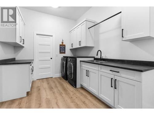 10833 Hare Road, Lake Country, BC - Indoor Photo Showing Laundry Room