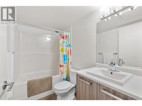 881 Academy Way Unit# 307, Kelowna, BC - Indoor Photo Showing Bathroom