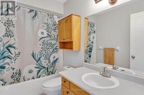 12 Ferguson Place, Peterborough, ON - Indoor Photo Showing Bathroom