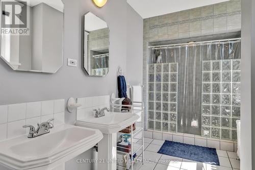 535 Paterson Street, Peterborough, ON - Indoor Photo Showing Bathroom