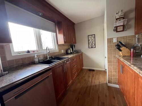 Kitchen - 97 Rue Boucher, Témiscaming, QC - Indoor Photo Showing Kitchen With Double Sink