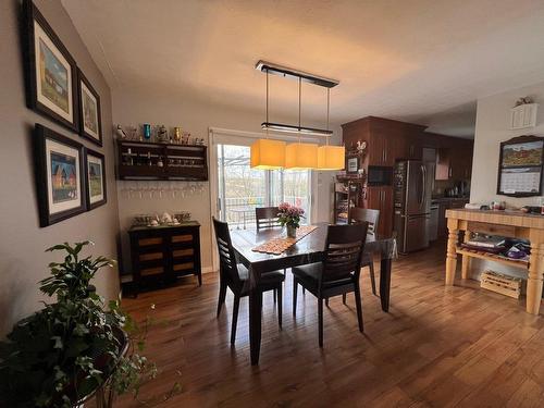 Dining room - 97 Rue Boucher, Témiscaming, QC - Indoor Photo Showing Dining Room